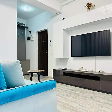 Joy Mangalia 5 Apartment *