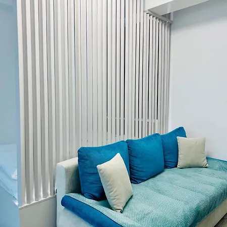 Joy Mangalia 5